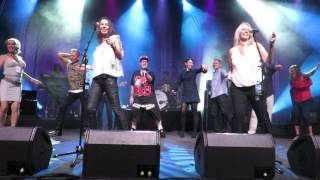 Bananarama  Venus excerpt live in Adelaide 20 Feb 2016 [upl. by Oderf114]