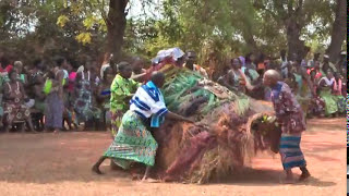 Travel Memories Togo zangbeto and dancers n°3 [upl. by Kacy182]