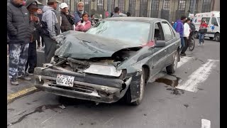 Chofer que causó accidente en avenida Abancay permanece en comisaria [upl. by Eisseb]