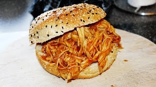 REZEPT PULLED CHICKEN BURGER IN 30 MINUTEN  schnell und einfach selber machen [upl. by Jaco]