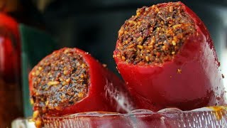 देशी तरीके से बनाए लाल मिर्च का भरवां आचार  stuffed red chilli pickle [upl. by Behn]