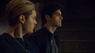 Alec tells Jace hes proposing to Magnus  Shadowhunters 3x17 [upl. by Anits]