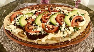 Huarache Gigante de Carne Asada [upl. by Nadirehs597]