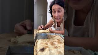 Gizzoa focaccia ligure ripiena di salsiccia senza lievito [upl. by Nnaeilsel202]