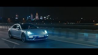 Porsche Panamera  Odwaga To co wyróżnia zwycięzców [upl. by Nemzzaj]