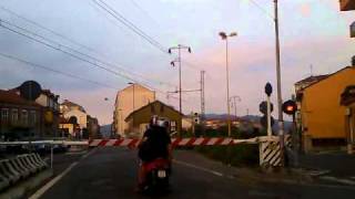 Stazione di Nichelino  passaggio a Livello su via Torino [upl. by Niwrud]