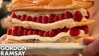 Raspberry Millefeuille Gordon Ramsay [upl. by Syck321]