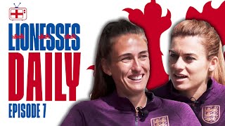 quotI Think I Just Ate a FLYquot  Karen Carney and Jill Scott  Lionesses Daily Ep7 [upl. by Odracer]