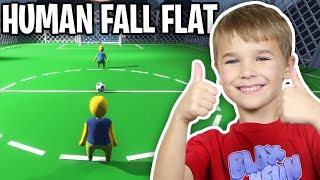 2 NOOBS PLAYING SOCCER in HUMAN FALL FLAT [upl. by Essam]