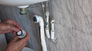 افضل طريقه لتسليك بالوعة حوض غسيل الوجه  Déboucher un siphon bouché lavabo [upl. by Winonah132]