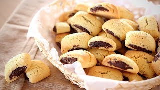 BISCOTTI NASCONDINI ALLA NOCCIOLA Ricetta Facile [upl. by Lyrret]