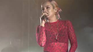 Knock Em Out Live  Lily Allen The Dome [upl. by Cati]