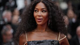 quotNaomi in fashionquot gli abiti della top model Naomi Campbell in mostra a Londra [upl. by Arjan]