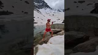 Préparation bain glacé en haute montagne avec Leonardo Pelagotti instructeur Wim Hof ❄️ [upl. by Prouty]