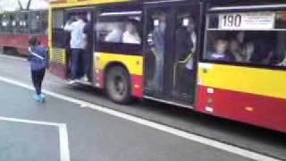 Autobus miejski w Warszawie w godzinach szczytu [upl. by Ygief]