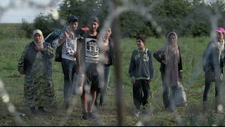 Hungarian Police Seal off Border to Block Refugees [upl. by Eirrok]