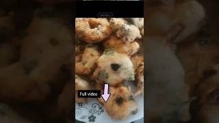 Ulunthu vadai recipe in tamilmedu vadai recipe in tamil [upl. by Lichtenfeld559]