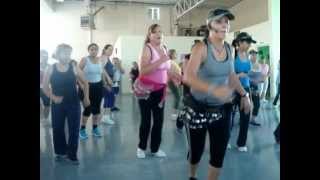 Zumba con Berenice  Moviendo la Cadera [upl. by Aer]