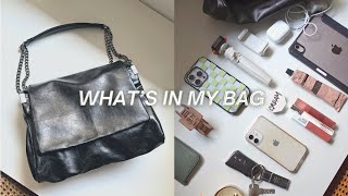 What’s in my bag 👜 best of 2022 daily essentials Zara bag recommendation what fits [upl. by Ule]