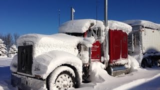 Peterbilt 379 cold start in the snow storm [upl. by Sivie]