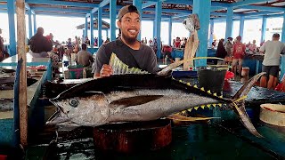 Live 26 Okt 🔥🔪🔥 yellowfin tuna cutting skills di Pasar Ikan Jembatan Puri Kota Sorong Papua [upl. by Assener]