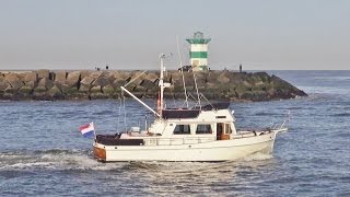 moterboten naar zee vanuit scheveningen 1642014 [upl. by Sila]