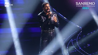 Sanremo 2023  Marco Mengoni canta Due vite [upl. by Jeroma652]