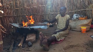 Turkana tribeThis is how women bake their bread using Traditional methods [upl. by Drarig]