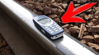 ЭКСПЕРИМЕНТ NOKIA 3310 VS ПОЕЗД  КТО КОГО  ЖЕСТКИЙ КРАШТЕСТ [upl. by Nosredna]