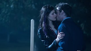 Поховати колишню Burying the Ex 2015 Український трейлер №2 1080р [upl. by Eberhard]