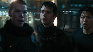 Gally saves Thomas Newt and Minho The Death Cure [upl. by Kahcztiy]