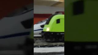 Modelleisenbahn Spur H0  Fahrvideo quotFLIXTRAINquot PIKO 57924 quotTaurusquot  TILLIG H0 70045 quotWagensetquot P1 [upl. by Ricker441]