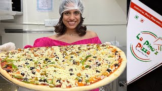 I took Over La Pinoz Pizza Kitchen and Made Pizza there 😱😱  La Pinoz Pizza Review  So Saute [upl. by Nitsa]