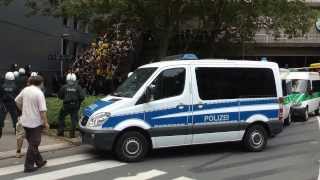 Großes Polizeiaufgebot am Essener Hbf2382013 [upl. by Ylloj]