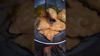 समोसा बनाने का नया तरीका Samosa Banane Ka New Tarika shorts samosa resipi viral shortvideo [upl. by Lekcar]