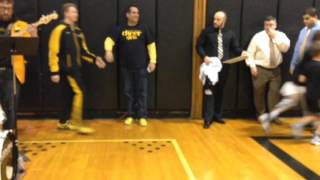 Henninger Basketball Team gets musical greeting [upl. by Eiveneg]