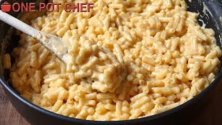 THE EASIEST AND CHEESIEST MACARONI AND CHEESE RECIPE [upl. by Oilicec]