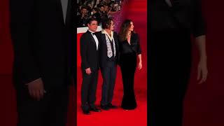 Johnny Depp con Riccardo Scamarcio e Luisa Ranieri sul red carpet della Festa del cinema di Roma [upl. by Reube]