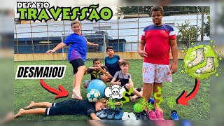 DESAFIO DO TRAVESSÃO DESCALÇO 👣 E COM BOLAS DIFERENTES⚽ [upl. by Ise898]