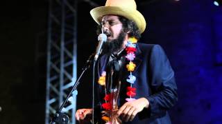 Vinicio Capossela canta quotGambale Twistquot [upl. by Hally918]