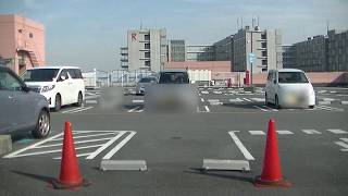 イオン茨木の立体駐車場です！！この付近は渋滞します！！ [upl. by Anirbys]