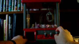 The Sweet Machine Candy Claw Arcade Crane version 1 [upl. by Cristine]