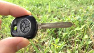 How To Program Toyota Chip Key Camry Sienna Corolla Highlander 4Runner Solara Matrix FJ Cruiser tC [upl. by Eleen]