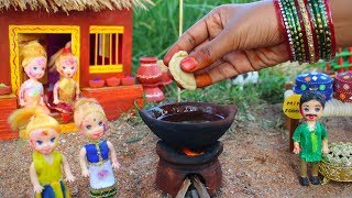 Holi Special Gujiya amp Thandai  Gujiya Recipe  Thandai Recipe 31  Mini Foodkey [upl. by Amalita958]