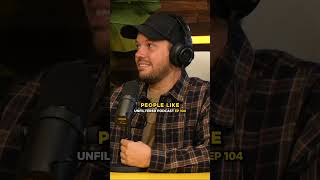 Josh Peck flying economy class 👀 podcast zaneandheath youtubers flying [upl. by Ahtela]