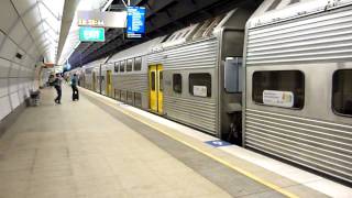 シドニー鉄道ファン Sydney Cityrail Epping Station [upl. by Euqinim]