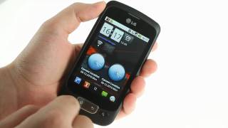 LG Optimus One P500 user interface demo [upl. by Jollenta]