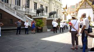 Grand Palace changing of the guard  Bangkok Thailand [upl. by Laehctim874]