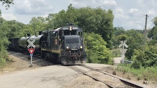 Train Climbing Steep Grades Locomotive Pulling Hard With Heavy Train On Williamsburg Hill [upl. by Aldas33]