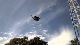 Slingshot de Six Flags México con los actores de La CQ [upl. by Peter]